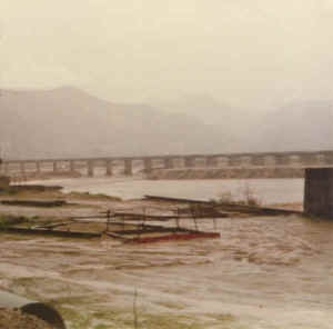 1980_lakeside_bridge