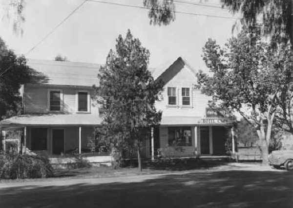 c.1944 Howard Shaff was owner at this time.